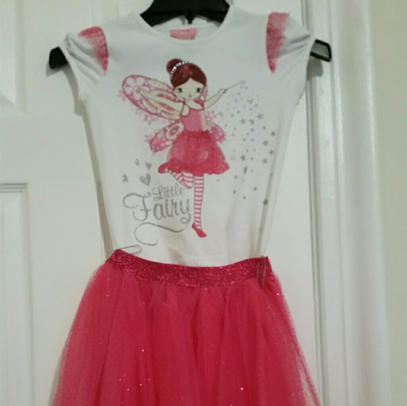 Girl tapes & skirts - Picture 1 of 4